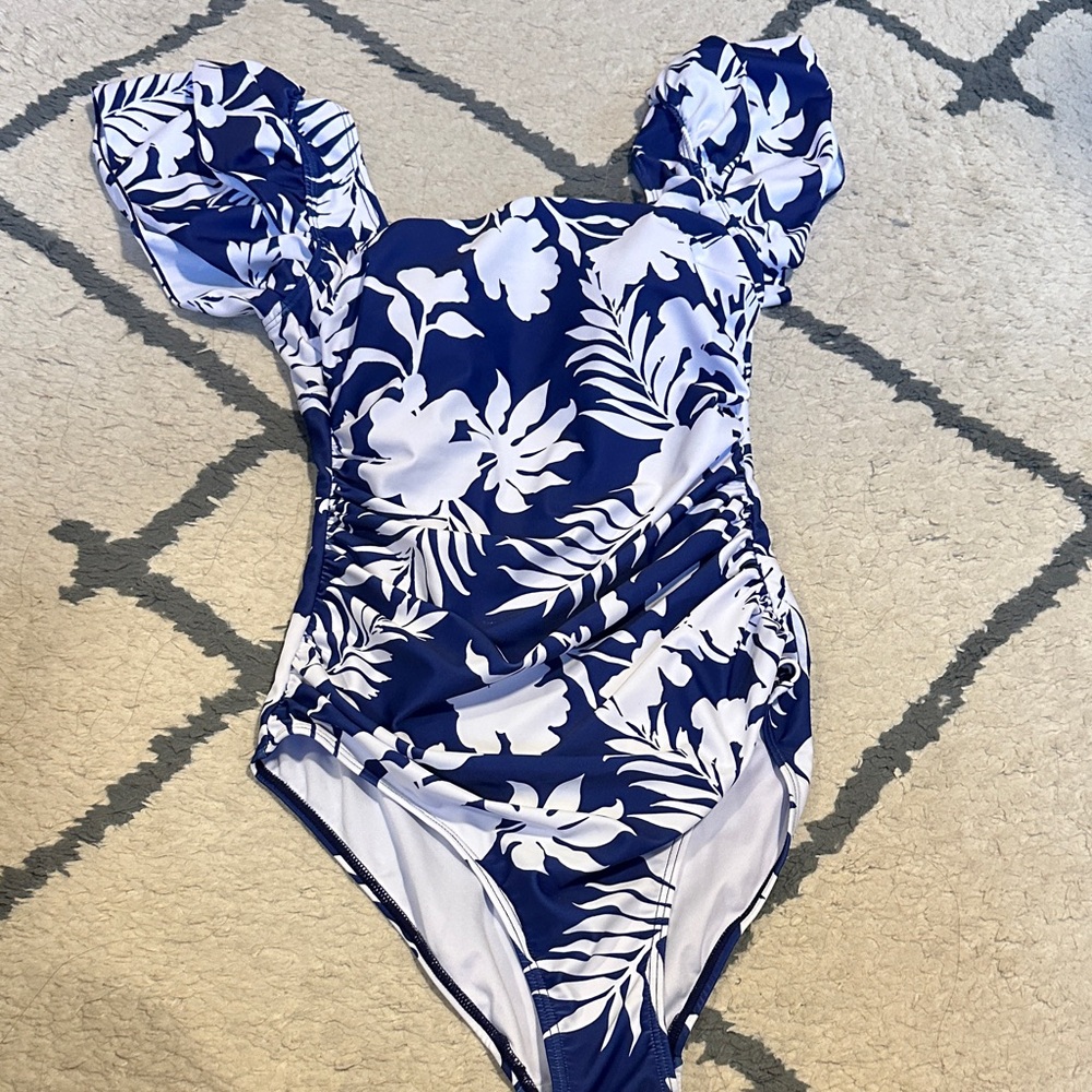 Eomenie Women's Tummy Control One Piece Swimsuit Ruffle Square neck